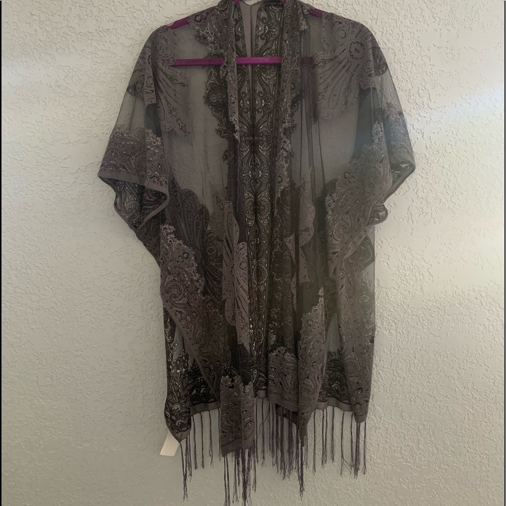 😊Pretty Persuasions Gray see-through cover-up top one size fits all